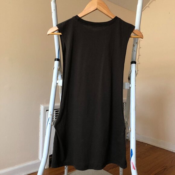 Deep Cut Muscle T- Shirt - Picture 3 of 4